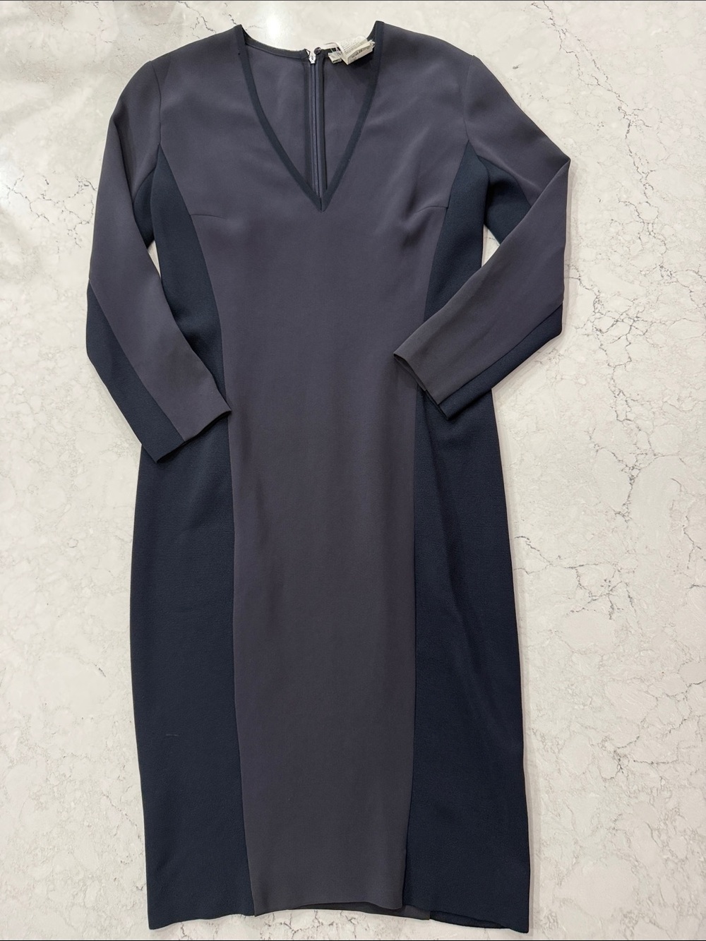 Max Mara Made In Italy Triacetate Colorblock Sheath Dress Navy Black V-Neck 4